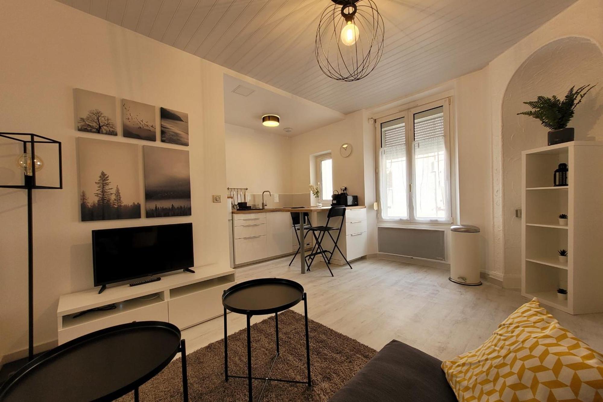 Magnifique Appart Centre Ville Gare Renove 2 Pers Châlons-en-Champagne Esterno foto